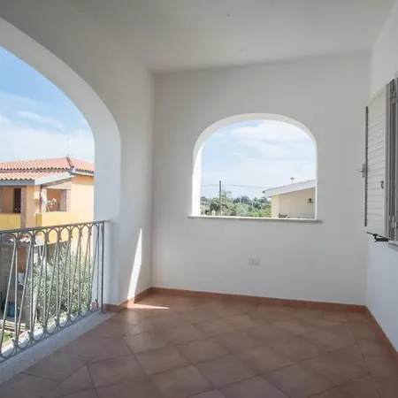 Superb Le Residenze Del Golfo Di No2186h アパート オロゼーイ